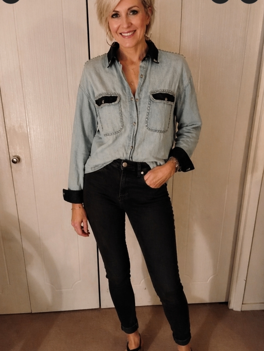 Womens VISION I 6 Button Front Shirt.  Light Blue Denim